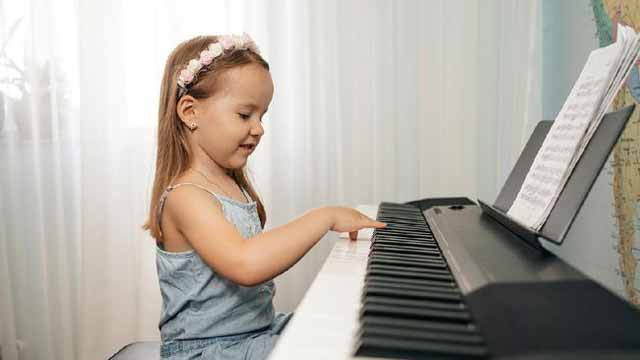 Beberapa Manfaat Bermain Musik Bagi Perkembangan Anak