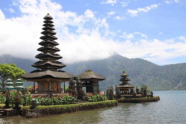 Beragam Tempat Wisata Di Indonesia Yang Terkenal