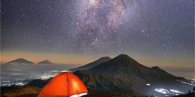 Gunung Paling Indah Pulau Jawa Bak Surga Dunia