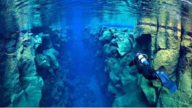 Sungai Bawah Laut yang Menjadi Misteri, Berani Menyelam Kesini