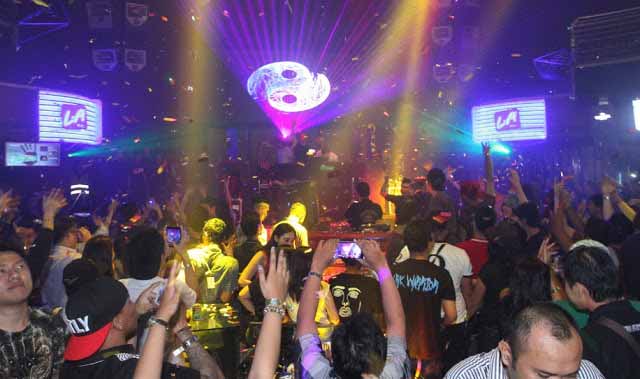 Wisata Hiburan Club Malam Paling Hits Di Jakarta