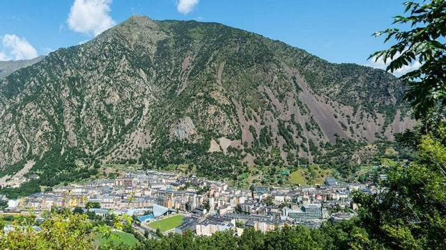 Wisata di Andorra, Negeri Atas Awan yang akan Menghipnotismu