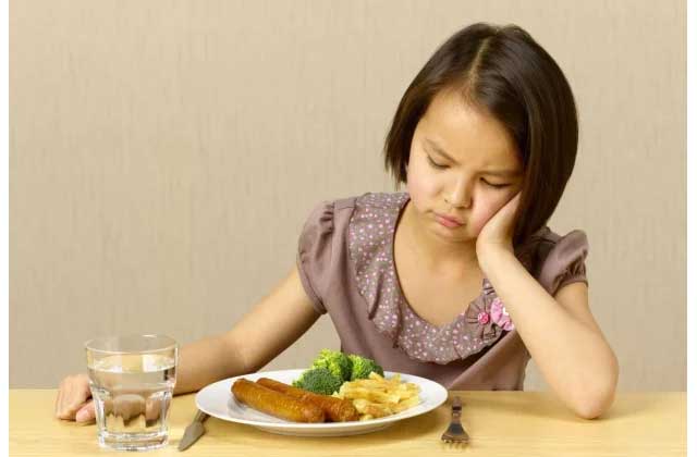 Bagaimana Cara Mengatasi Anak Yang Susah Makan