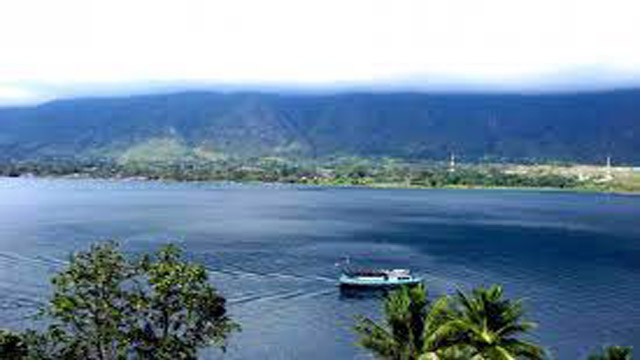 Destinasi Indahnya Pulau Samosir Di Tengah Danau Toba