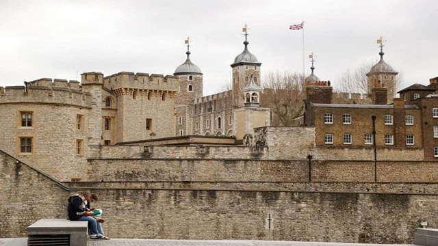 Tempat Paling Berhantu Di Inggris Mulai Dari Kastil Hingga Bukit Yang Indah